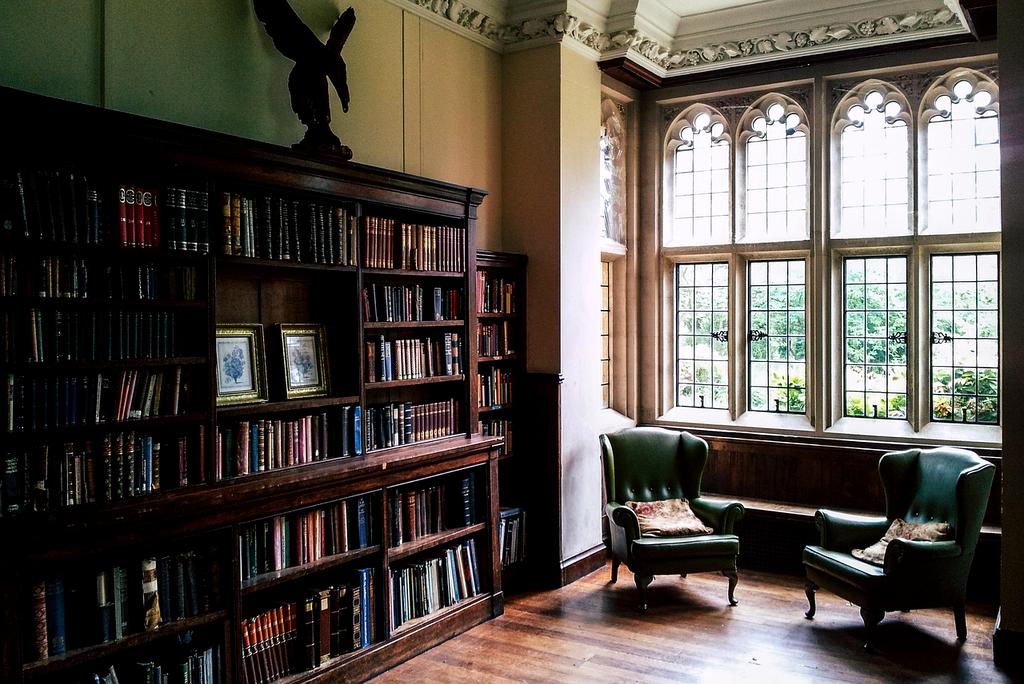 Illustration of AI feature connectivity with smart home devices