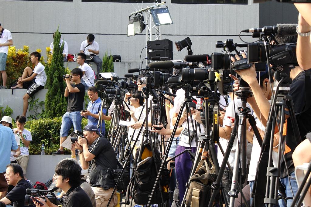 Holographic network interface displaying real-time quantum optimization metrics